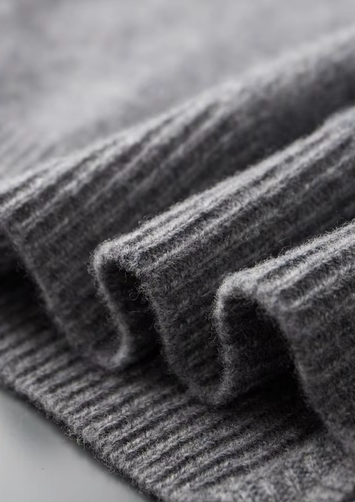 Extra-Fine Merino Wool Two-Tone Zip Cardigan