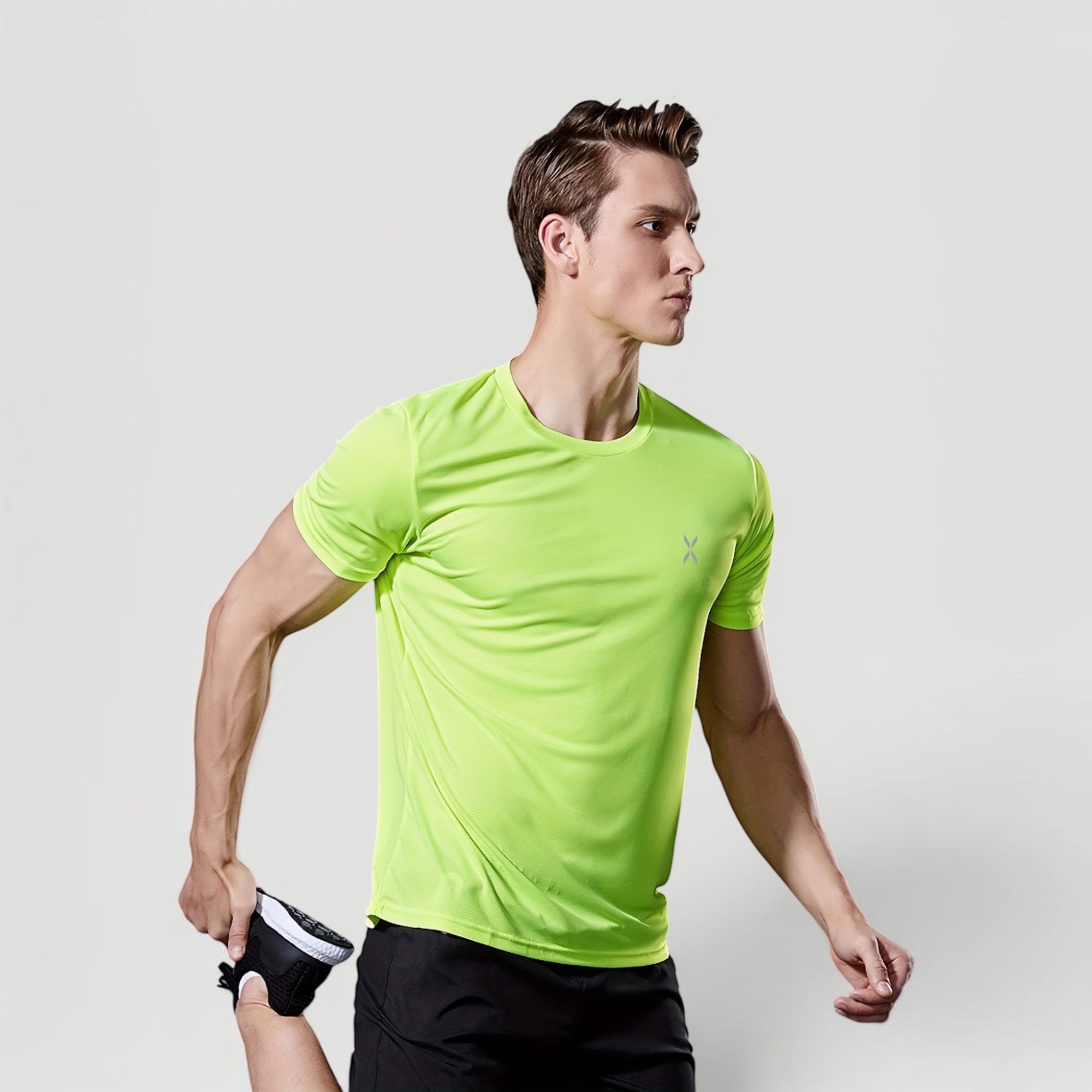 Ellmont London | Men's Quick Dry Gym T-Shirt Lightweight Breathable Workout Shirt