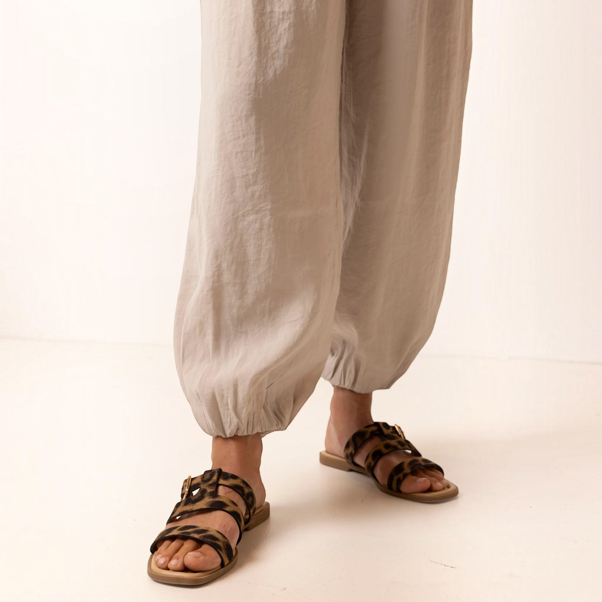 Ellmont London | Women’s Linen Pants for Summer Casual Comfortable Everyday Style