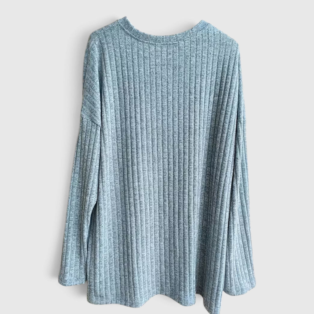 Lola | Women's Plus Size Crewneck Sweater – Relaxed Fit Long Sleeve Casual Top