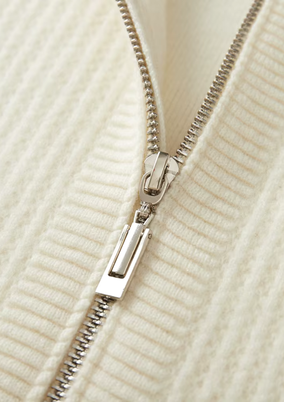 Extra-Fine Merino Wool Ribbed Zip Hoodie