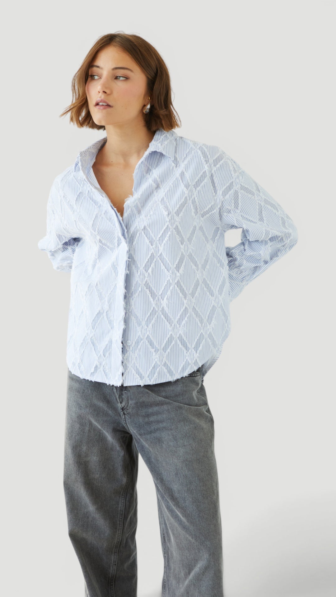 Ellmont London | Women’s Button Down Shirt Lightweight Comfort
