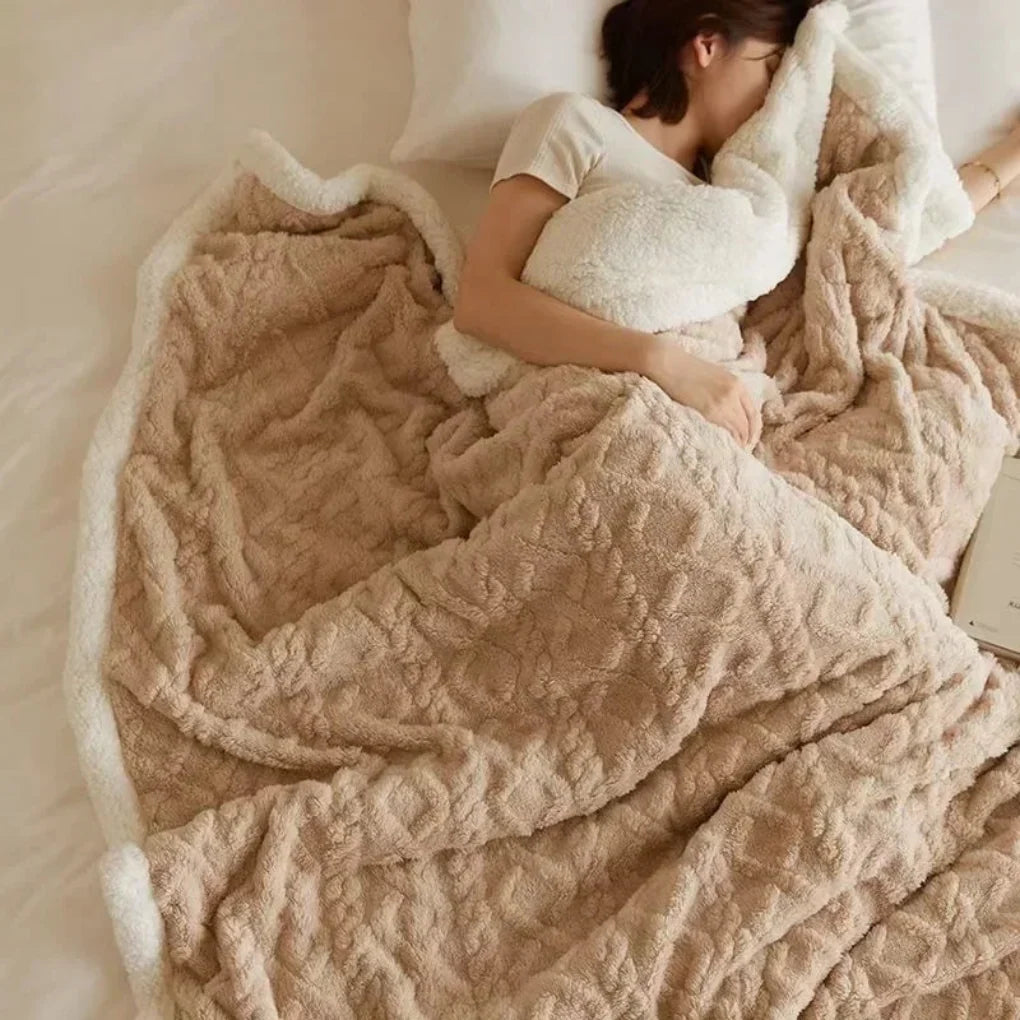 Thick Fleece Blanket – Warm Winter Throw