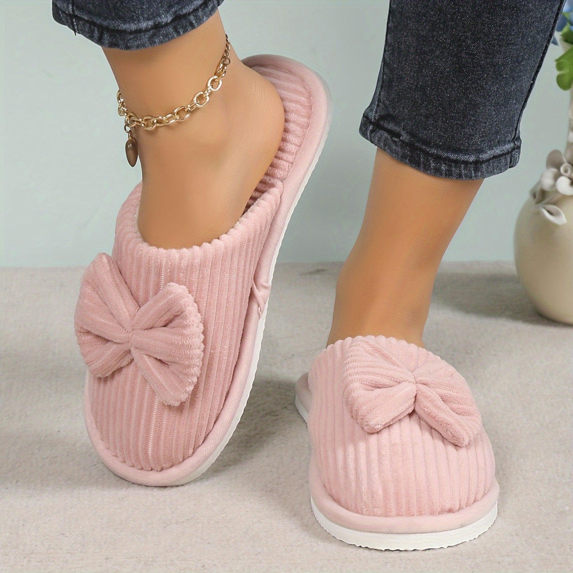 Ellmont London | Women's Cozy Indoor House Shoes with Lightweight EVA Sole