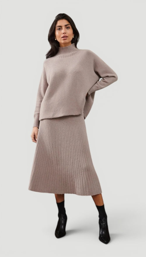 Ellmont London | Women’s Soft Relaxed Fit Summer Chic Slouchy Knit Pullover