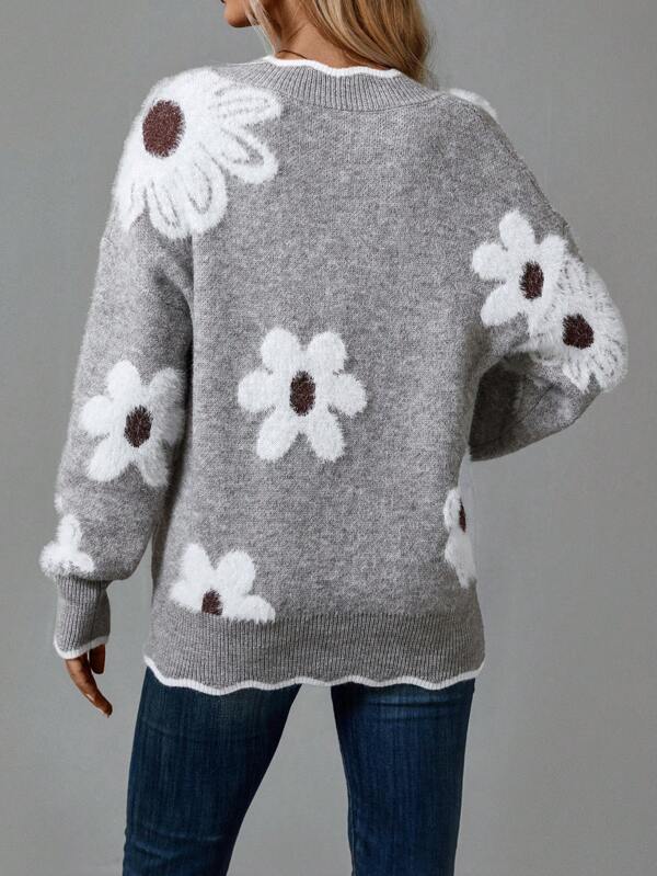 Rosalind | Floral Knit Sweater with V-Neckline and Daisy Print