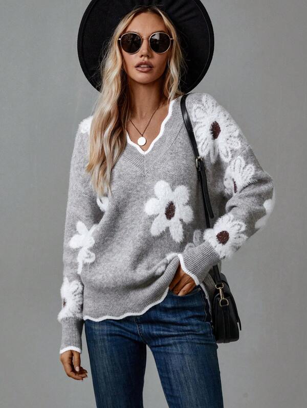 Rosalind | Floral Knit Sweater with V-Neckline and Daisy Print