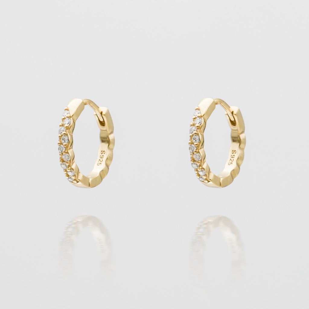 Ellmont - Kasia Huggie Earrings