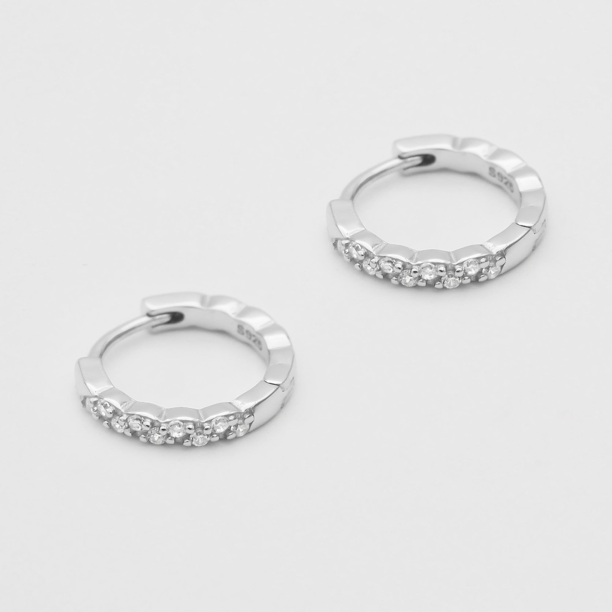 Ellmont - Kasia Huggie Earrings