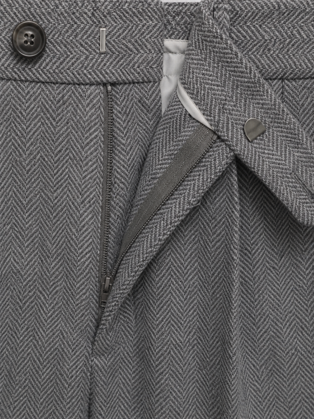 Men's Herringbone Pleated Trousers – Straight Leg Tailored Fit