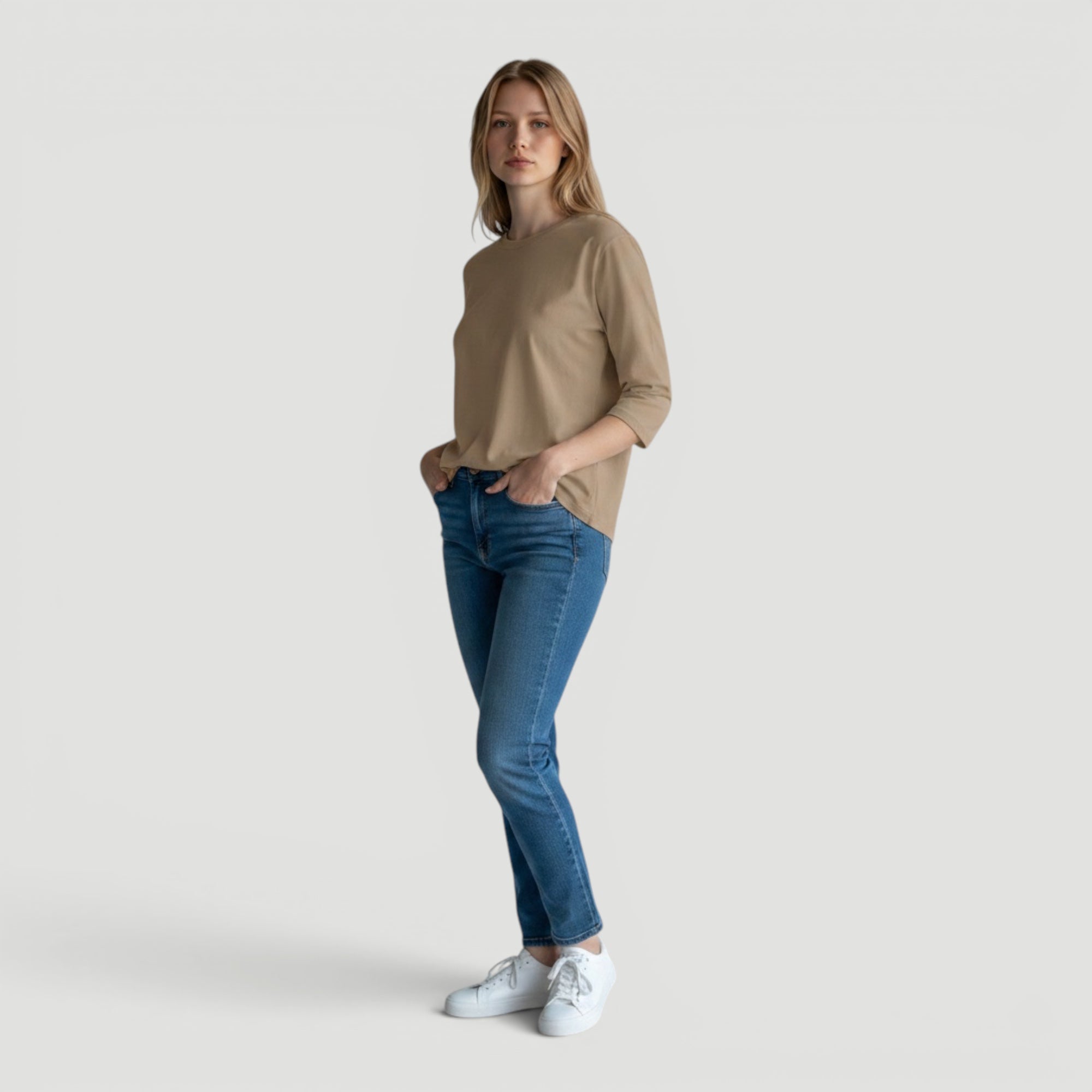Ellmont London | Women’s Lightweight Three-Quarter Sleeve Shirt