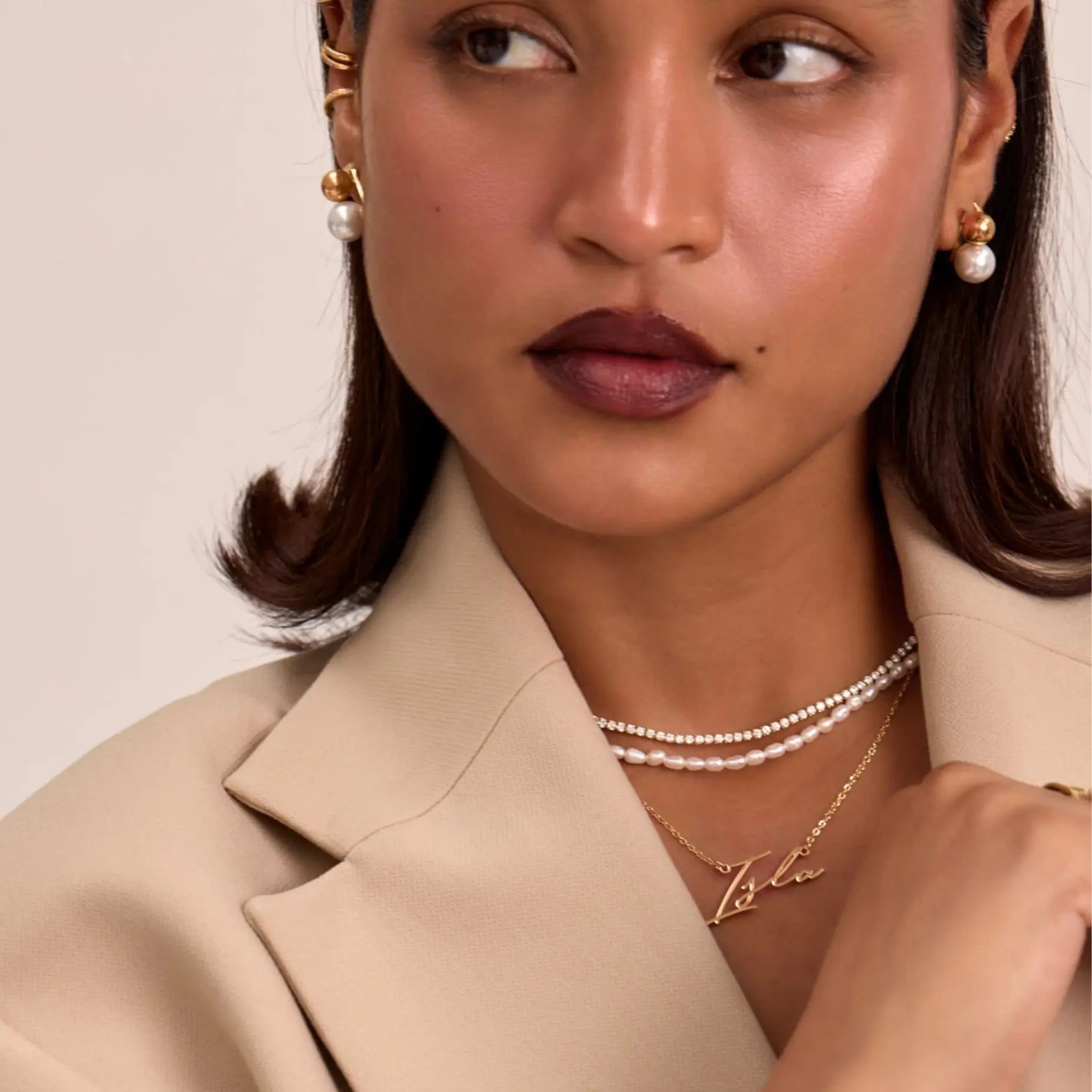 Ellmont - Valencia Custom Name Necklace