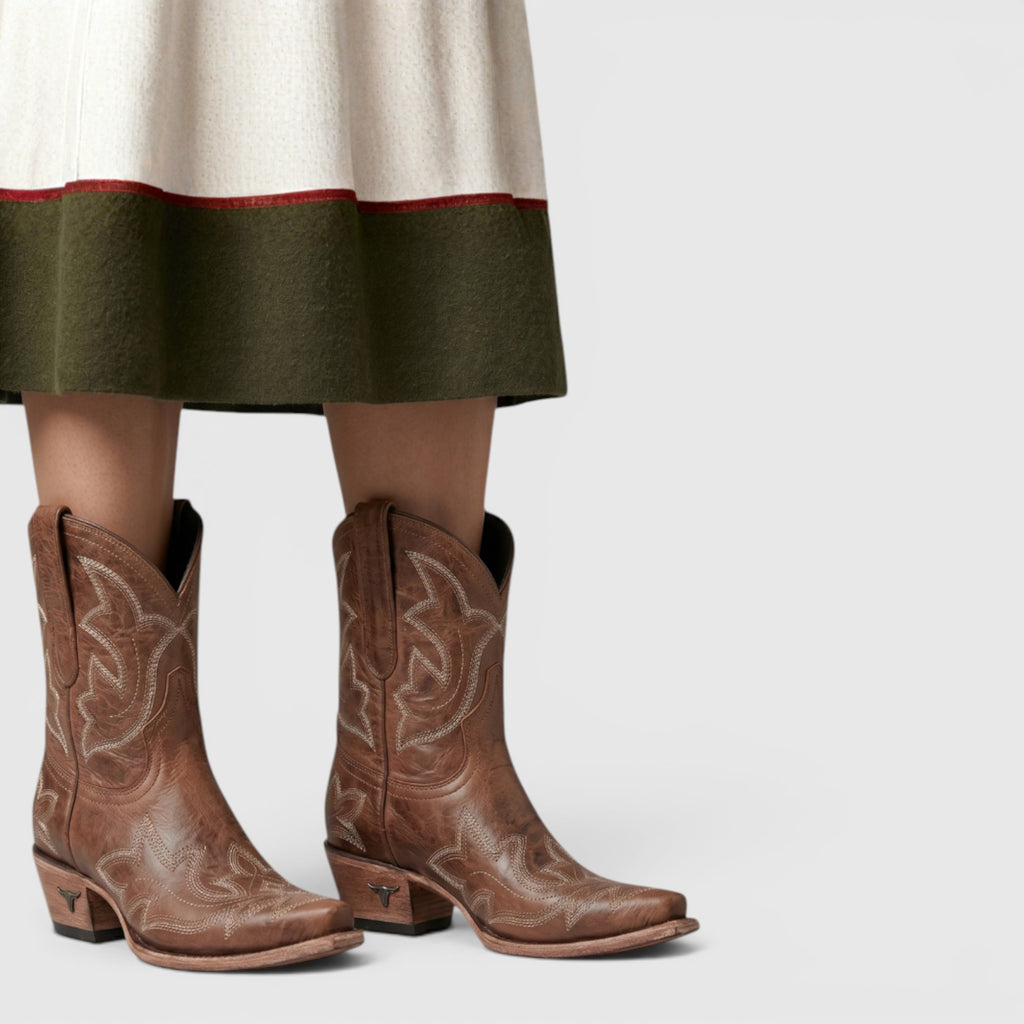 Ellmont London | Women's Embroidered Western Boots Pointed Toe Leather Boots