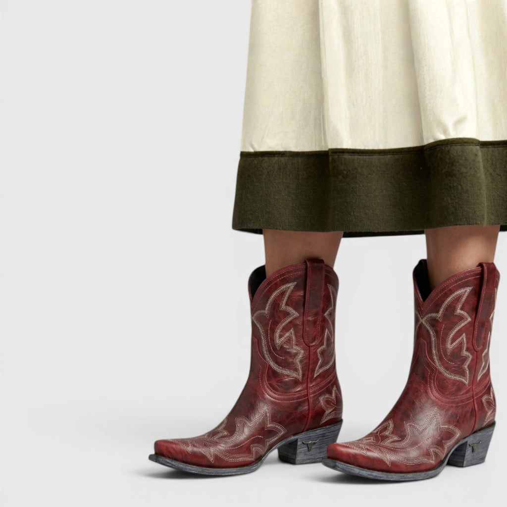 Ellmont London | Women's Embroidered Western Boots Pointed Toe Leather Boots