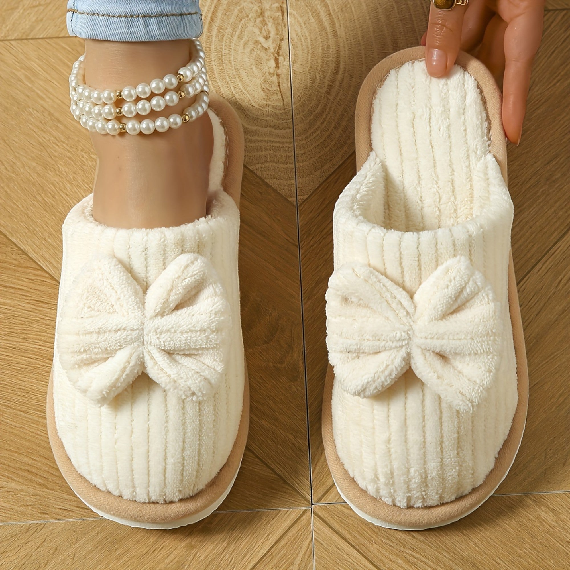 Ellmont London | Women's Cozy Indoor House Shoes with Lightweight EVA Sole