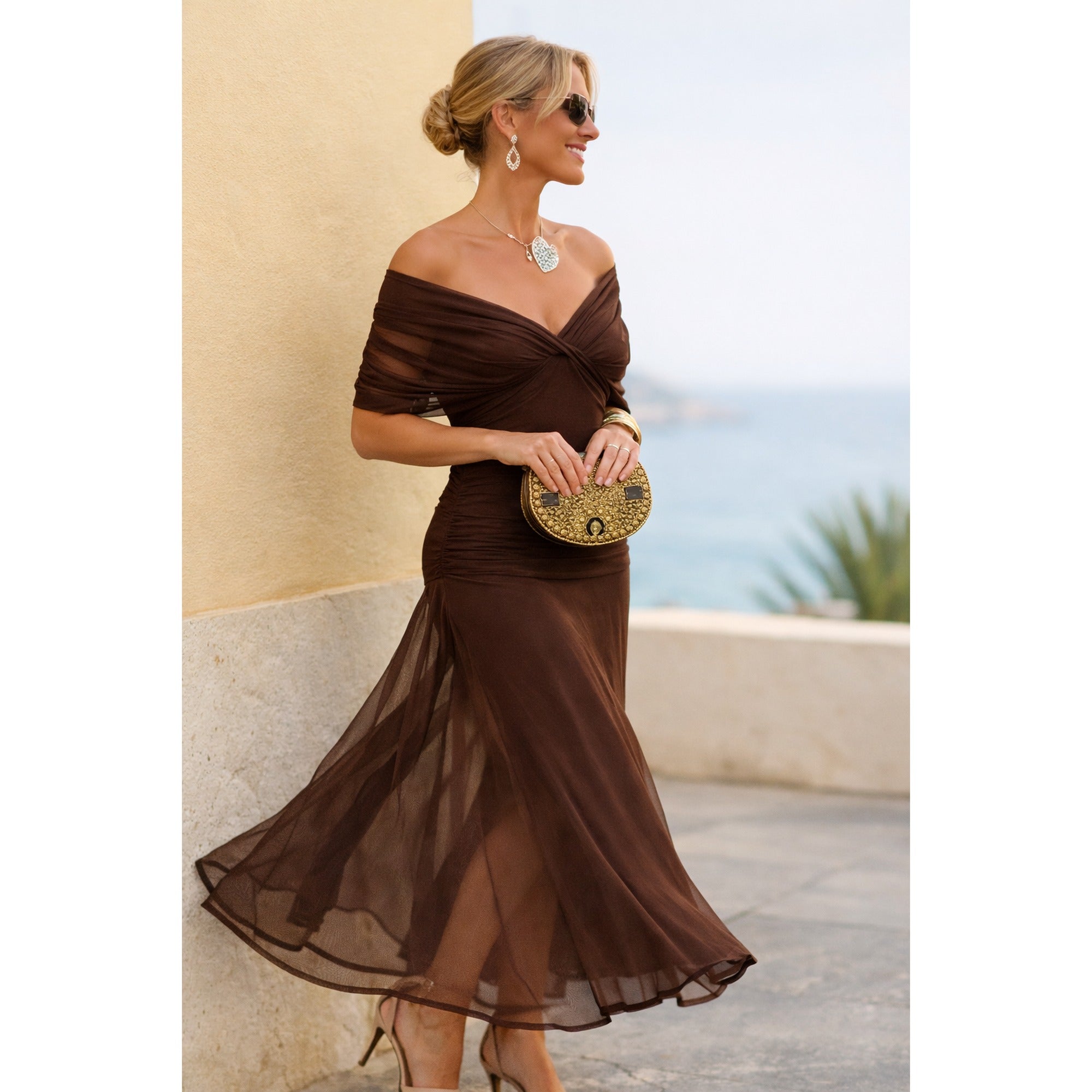 Ruby | Chiffon Maxi Dress with V-Neck and Ruched Waist - Brown