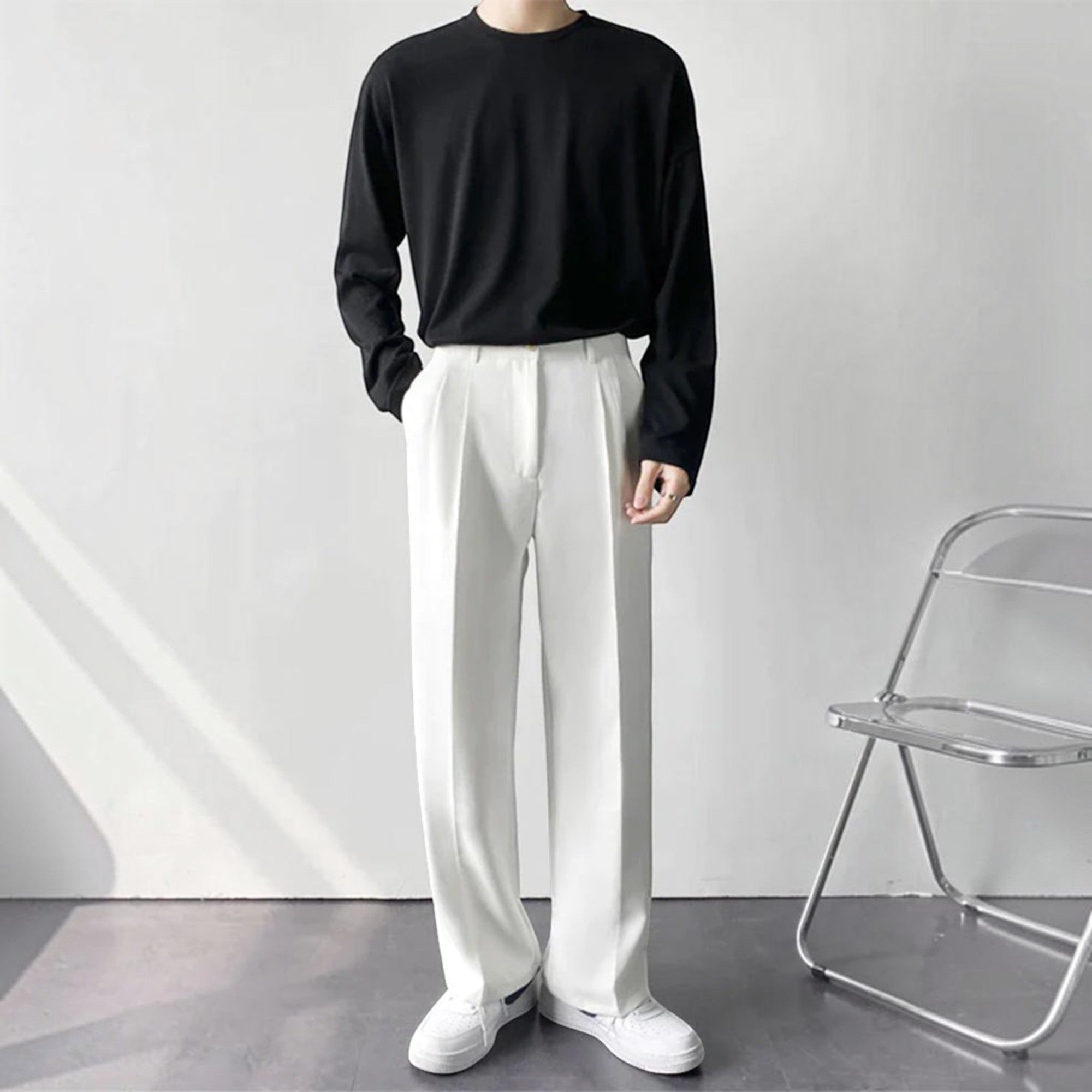 Ellmont London | Men's Relaxed Fit Cotton Blend Trousers with Side Pockets