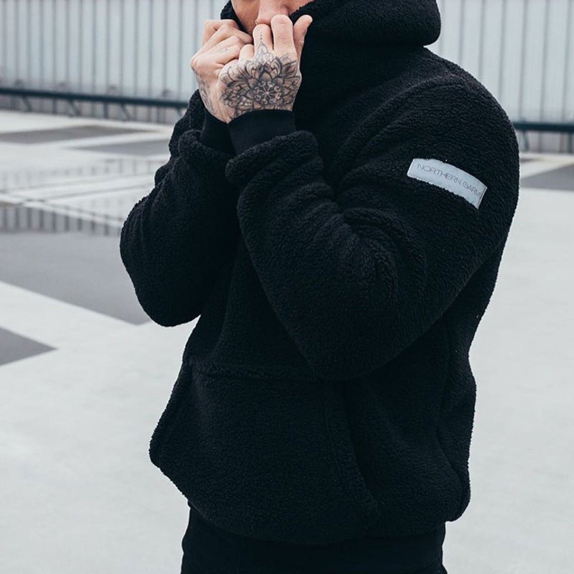 Theo | Men's Relaxed Fit Sherpa Pullover Hoodie - Black