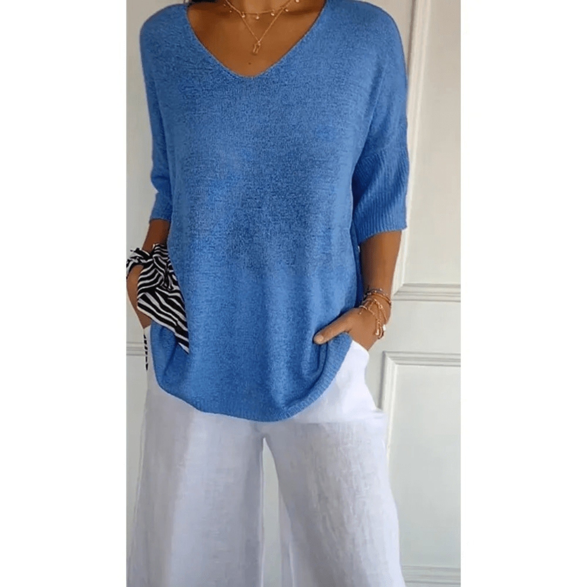 Juno | Women's V-Neck 3/4 Sleeve Top - Blue