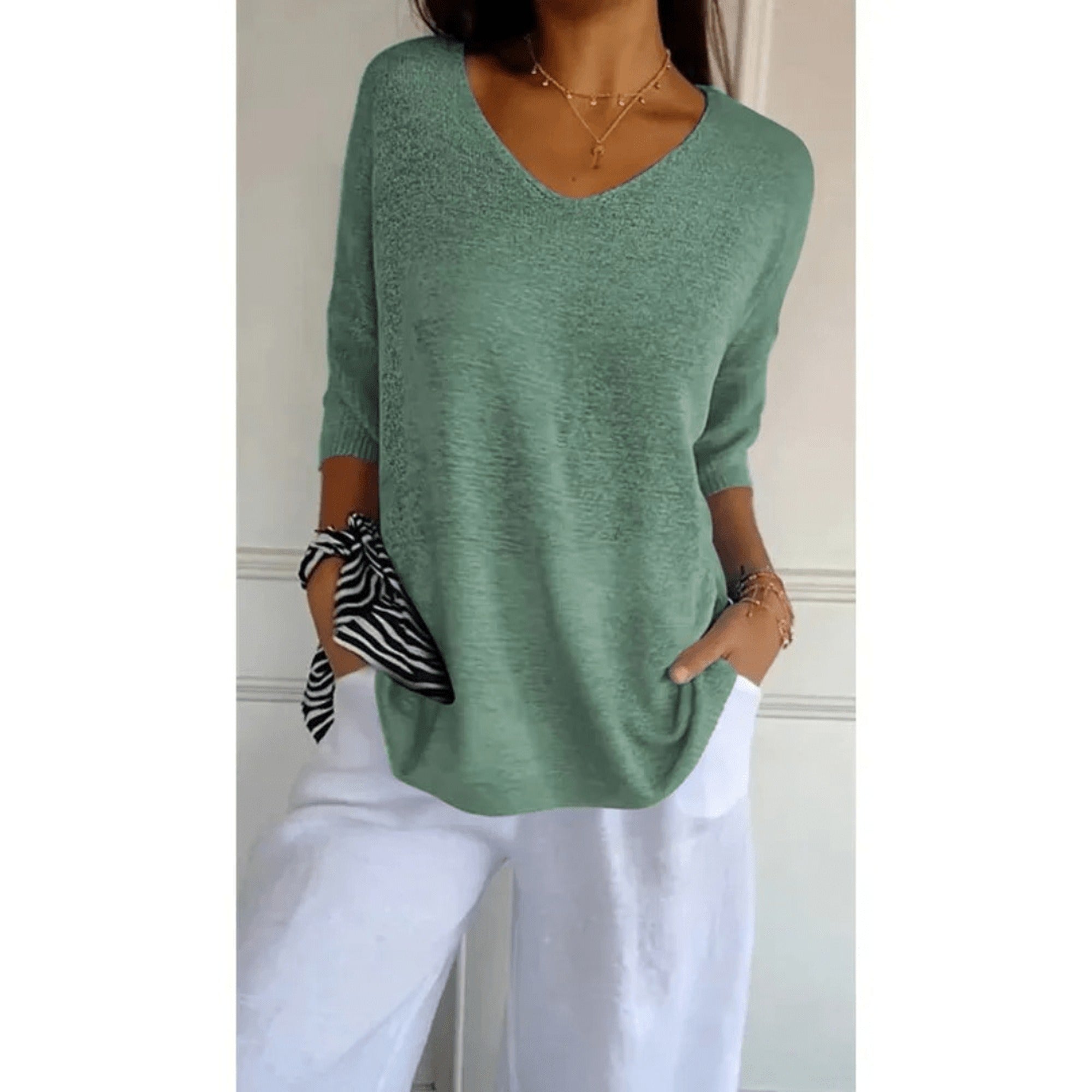 Juno | Women's V-Neck 3/4 Sleeve Top - Light Green